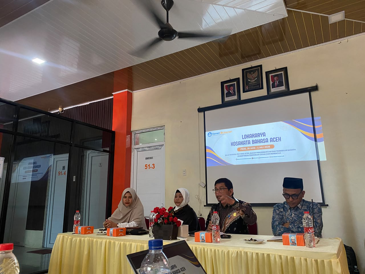 Sinergi Akademisi: Balai Bahasa Provinsi Aceh Gelar Lokakarya Kosakata Bahasa Aceh, Dosen Universitas Jabal Ghafur Didapuk Jadi Pemateri Utama