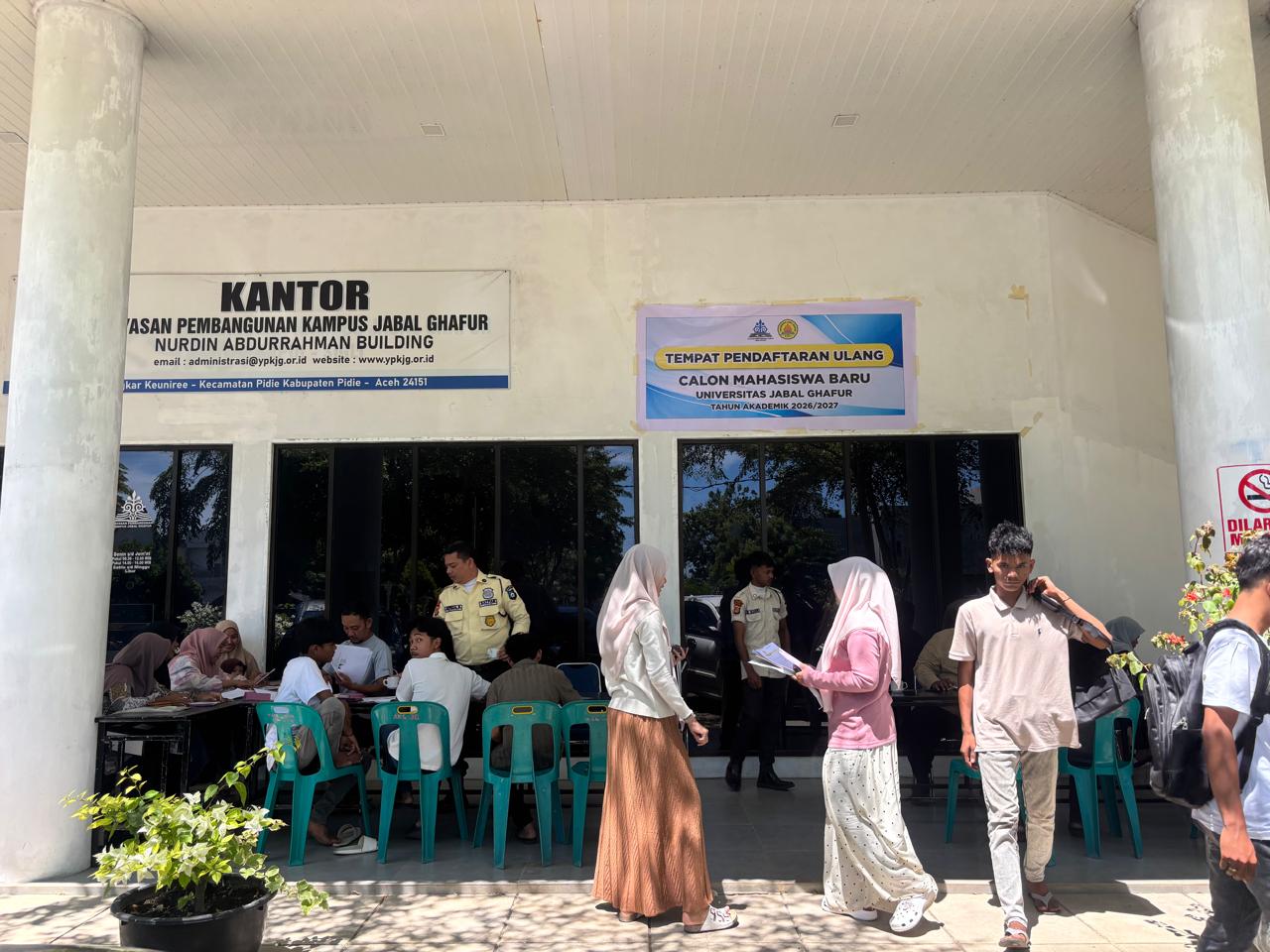 Pendaftaran Ulang Calon Mahasiswa Baru Gelombang I Unigha Berlangsung Tertib dan Lancar