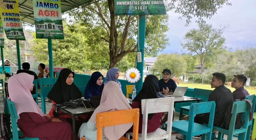 Mahasiswa_PhD_in_Linguistics_U