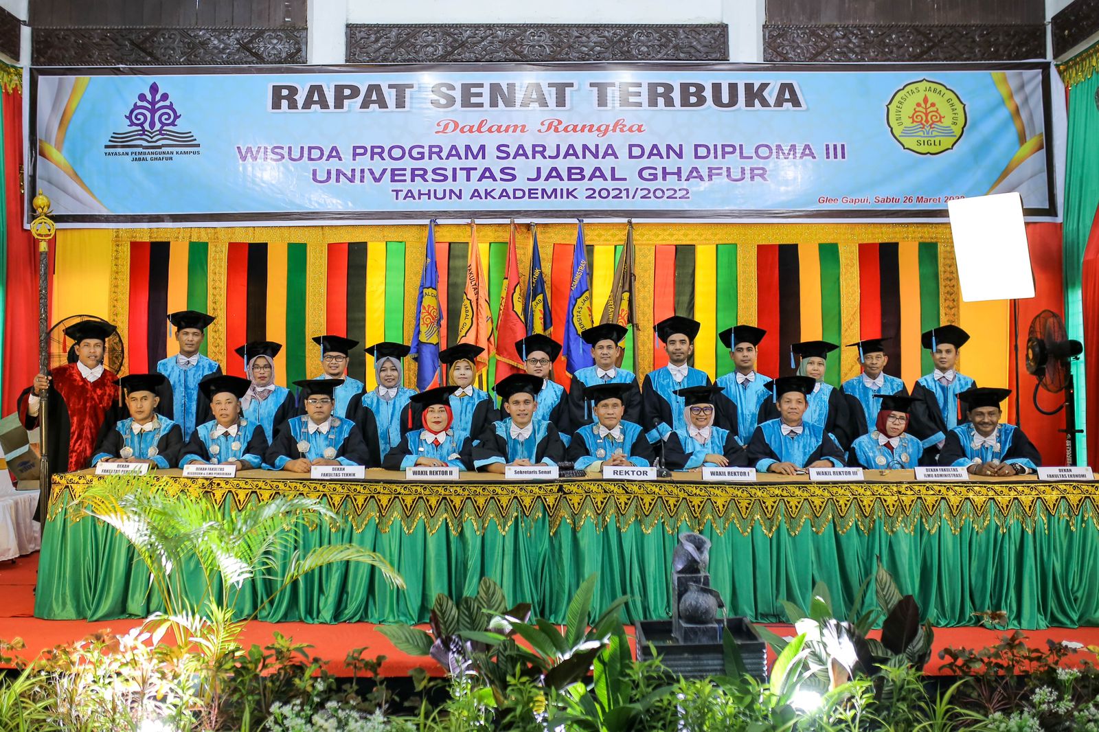 wisuda_unigha